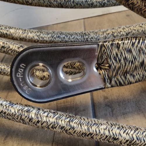 Terminaison câble textile avec une cosse titane