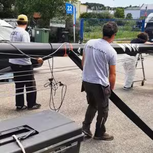 Techniciens DEN-RAN déplacement de mât sur berres