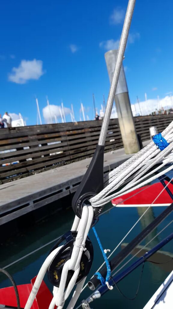 photo câble textile sur bateau